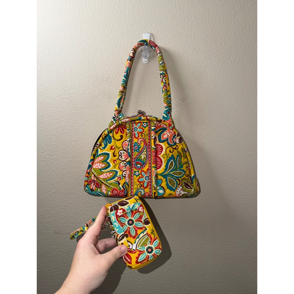 Women's Vera Bradley Purse with Wristlet